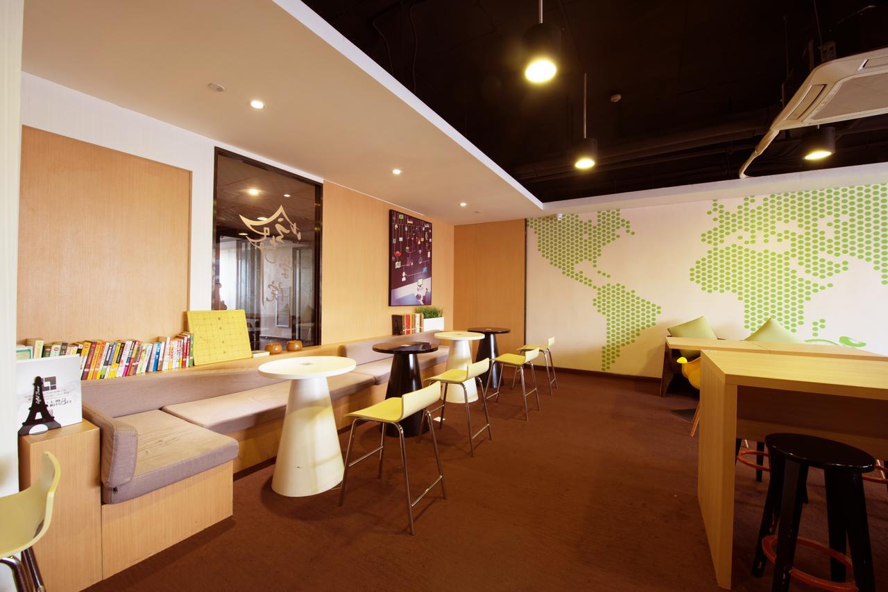 Iu Hotel Ruoyang Yiyang Wenhua Road Εξωτερικό φωτογραφία