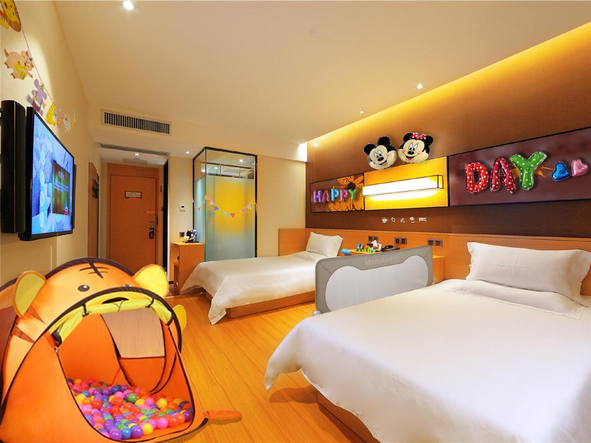 Iu Hotel Ruoyang Yiyang Wenhua Road Εξωτερικό φωτογραφία
